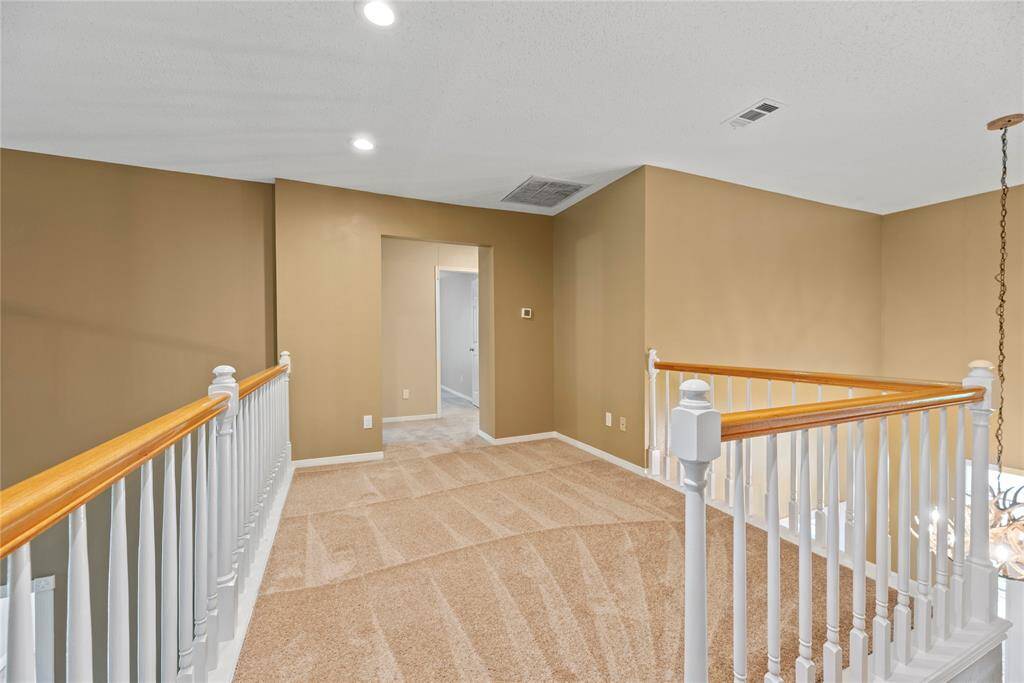 Upstairs loft area.