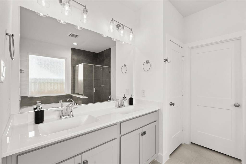 Dual Sinks