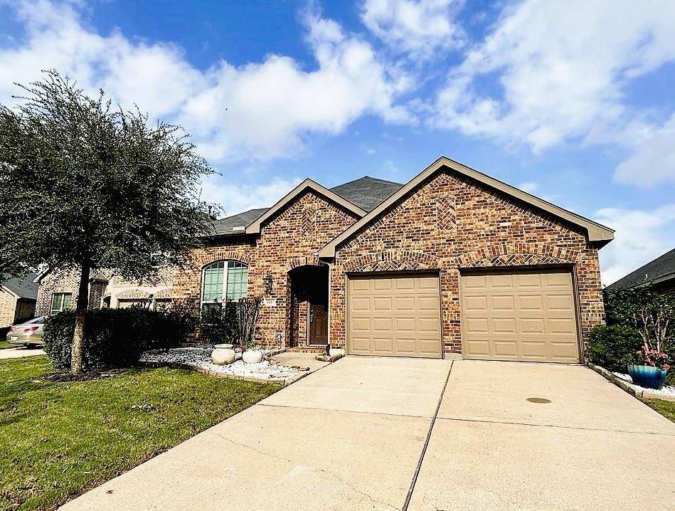 Beautiful one-story home with 4 sided brick
