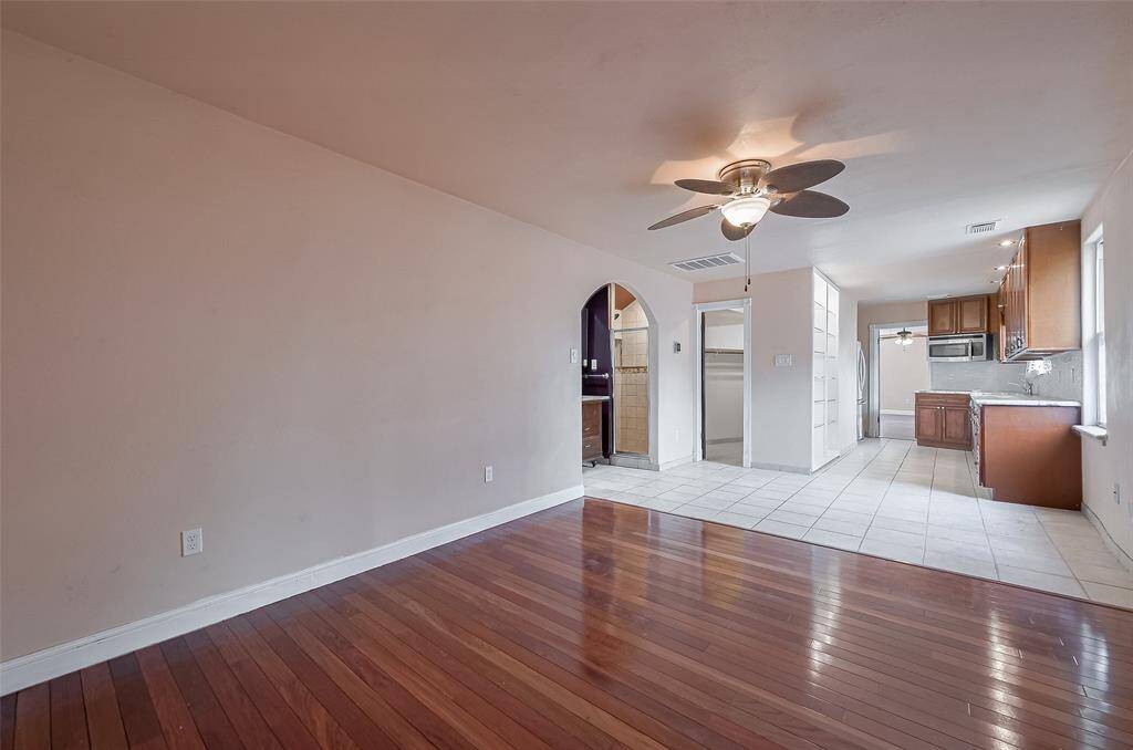 Alternate view of the upstairs flex space.