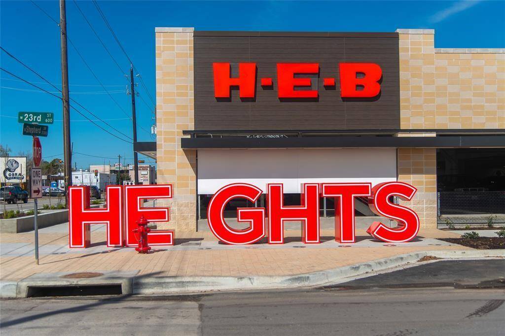 HEB is one of the Height's newest shopping additions and just minutes away from the house as well!