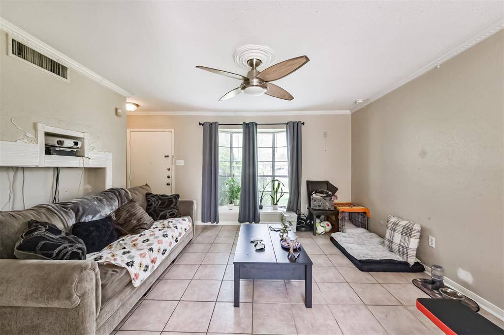 There is bay window allowing plentifulness of natural light into the home.