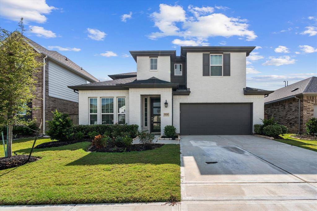 Beautiful exterior and elevation.