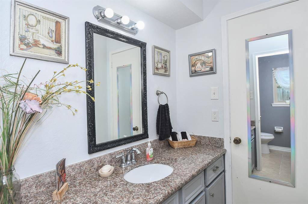 Bathroom 2
