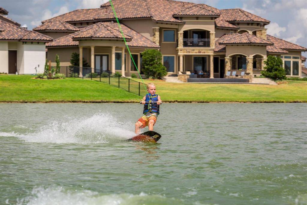 Water skiing is always a fun idea and is available year around. This lifestyle is truly like none other and you will surely love this home and the neighborhood!