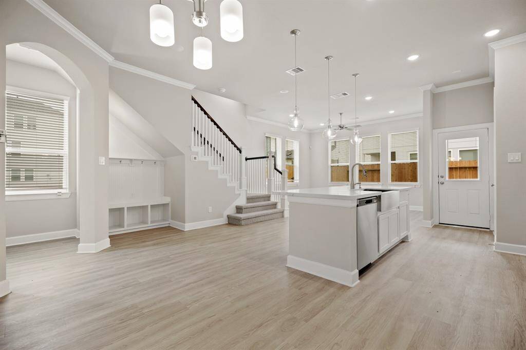 Dining area open to kitchen (*Photo not of actual home and used for illustration purposes only.)