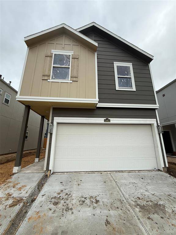 Two-story home with 3 bedrooms, 2 baths and 2 car garage