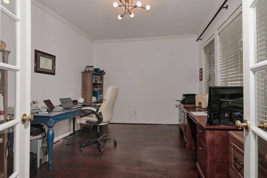 Property Image 6