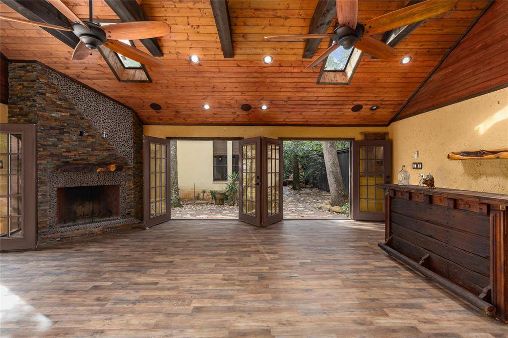 With soaring ceilings