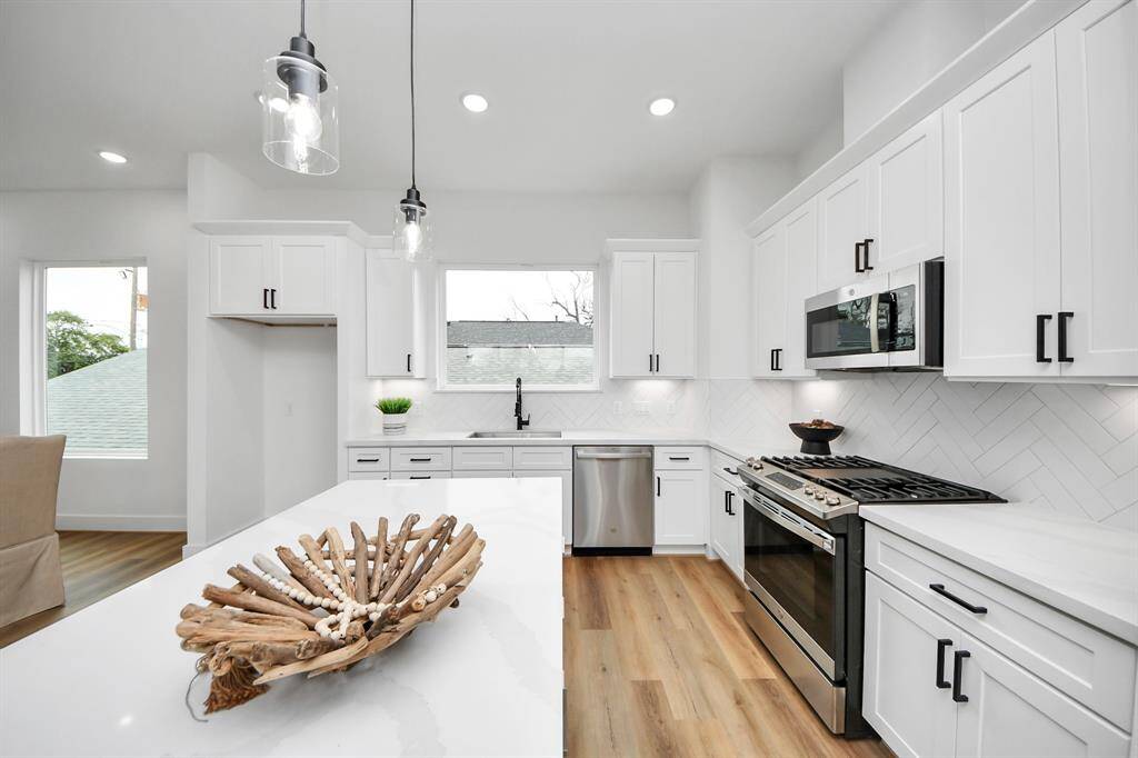Gas cooktop