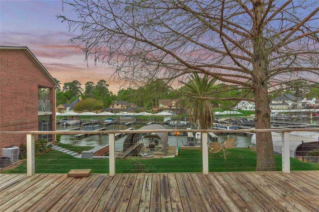 Enjoy the beautiful sunshine and raise a glass to the boater enthusiast passing by.