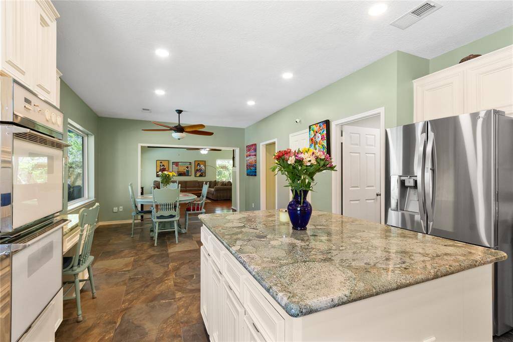 There is a also a breakfast room.