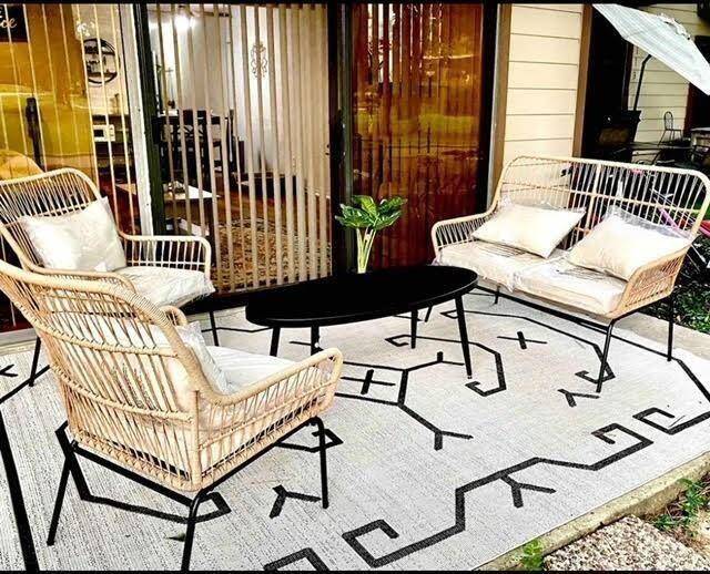 Outdoor patio overlooks the golf course