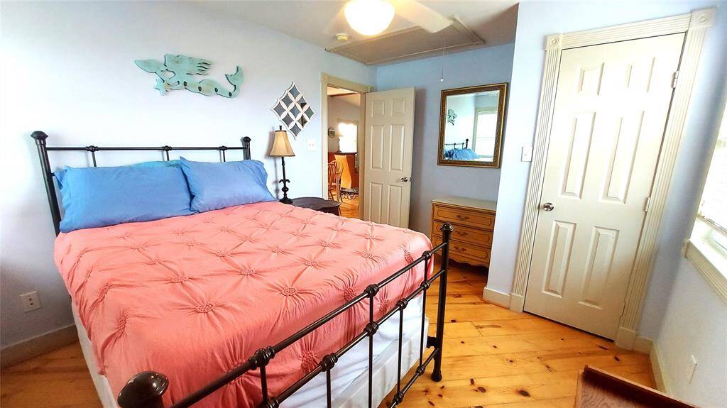 Second Bedroom with Queen Bed.