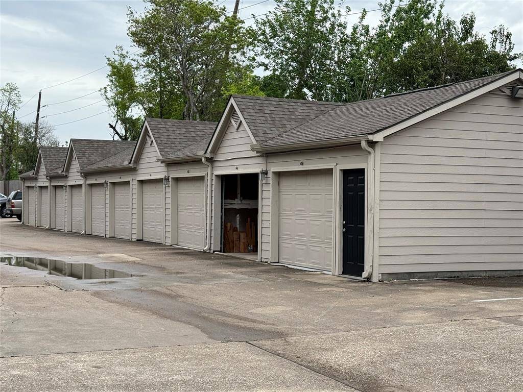 Depending on availability, garages can be leased