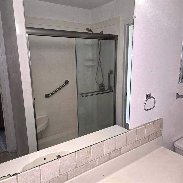 Bath 2 view 3