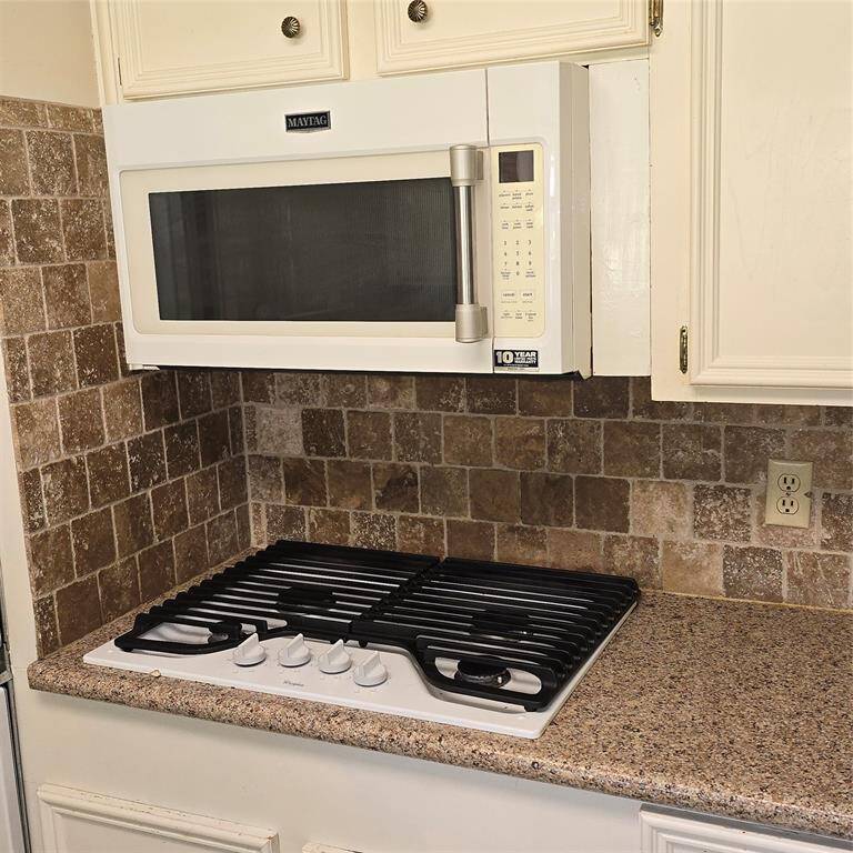 Gas cooktop and microwave