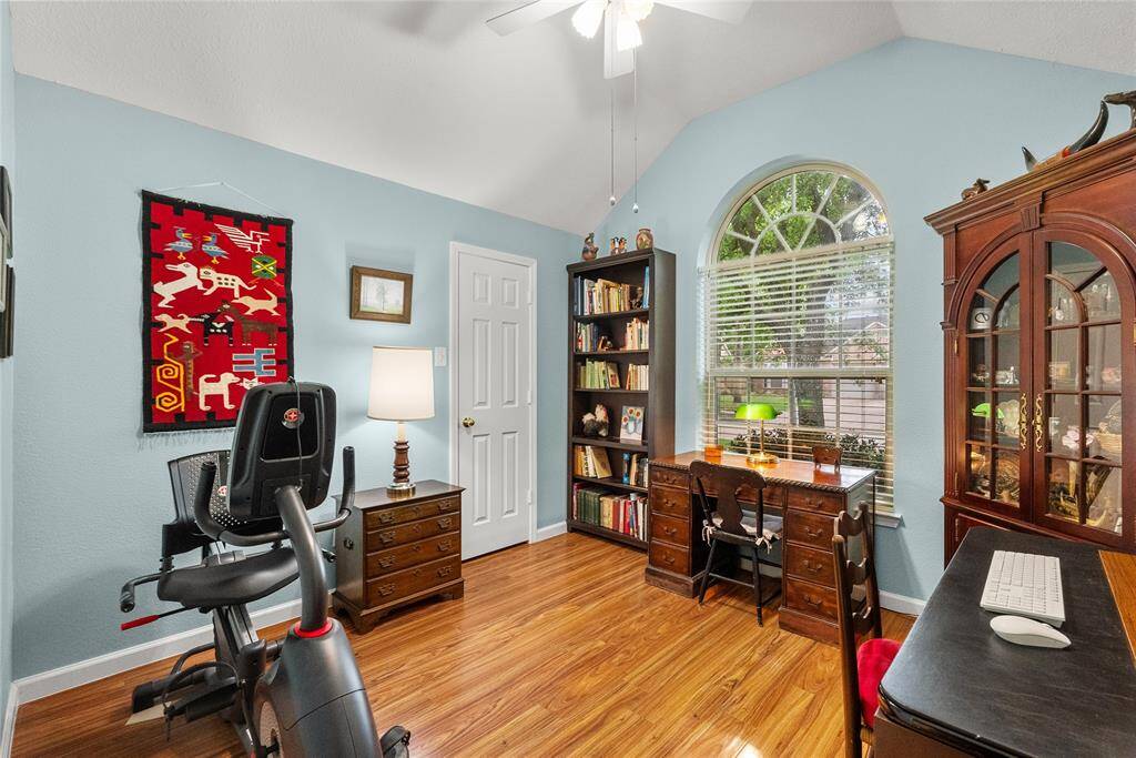 3rd Bedroom or Office Area