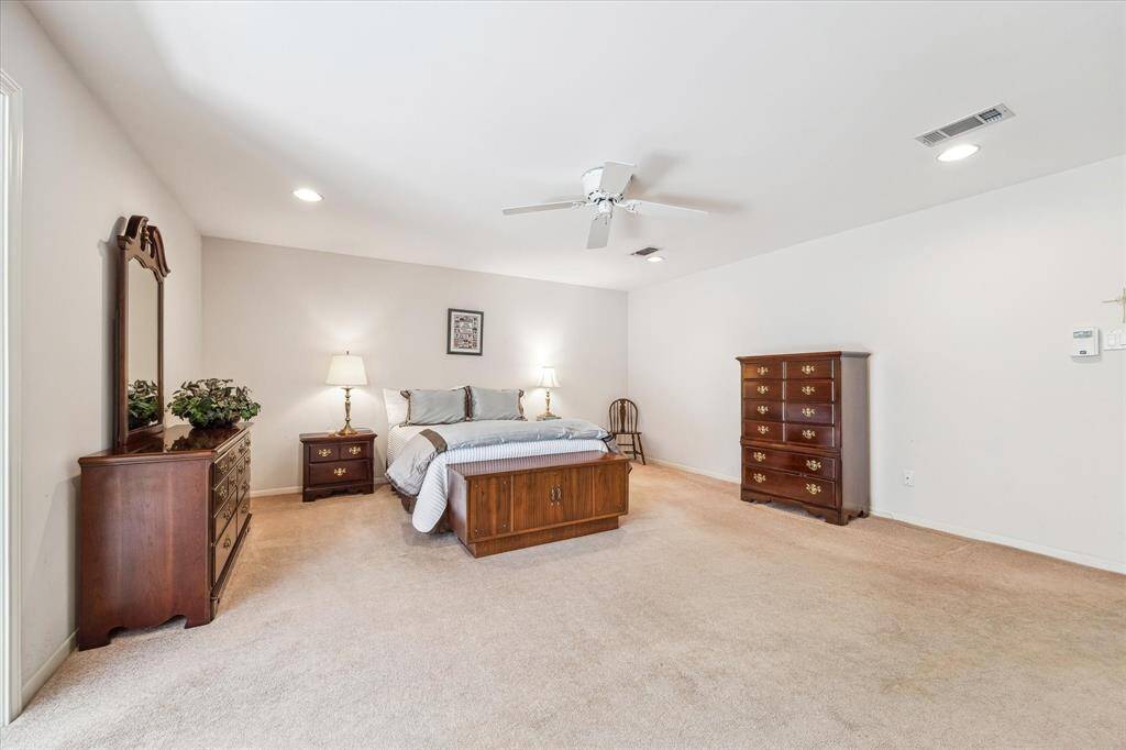 Space in the Primary Suite offers lots of options!