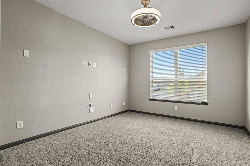 Flex Room/ Man Cave