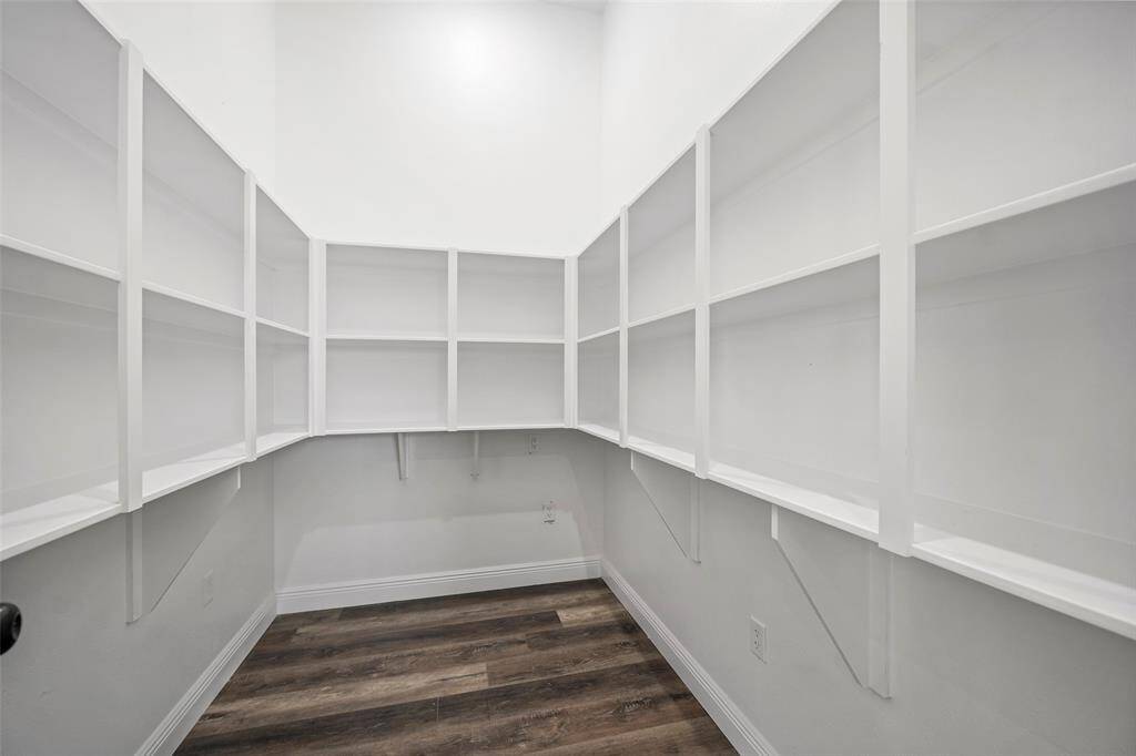 Walk-in Pantry!