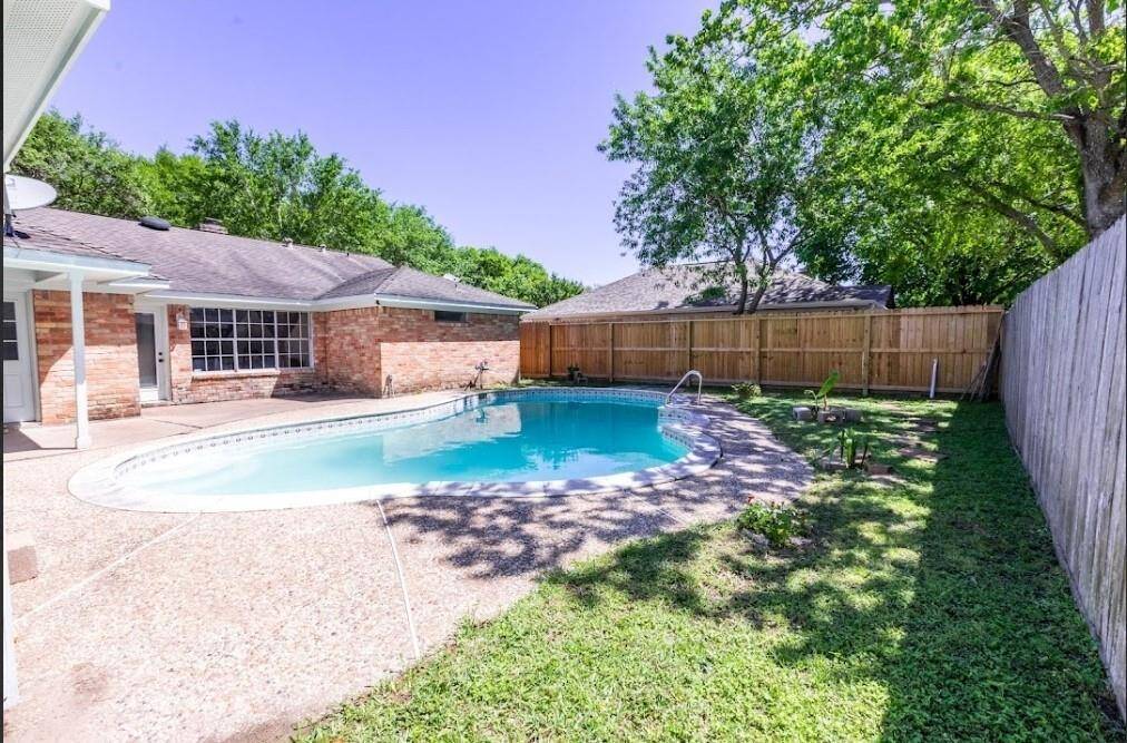 private pool with half bath built outside