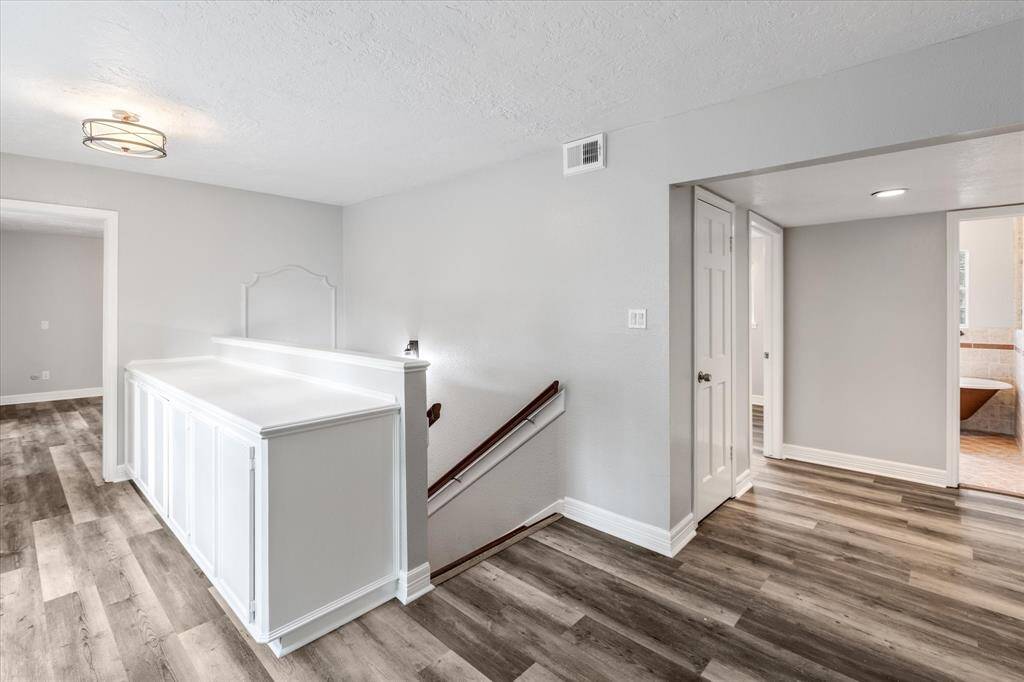 The spacious view from the top of the staircase.