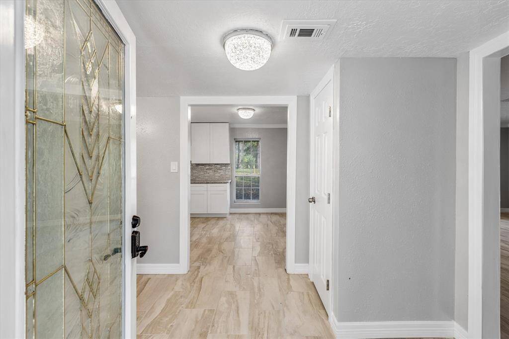 Spacious 4,264 square feet of living space, emphasizing quality and crafsmanship.