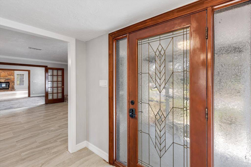 Picturing the beautiful interior to the right of the house upon entering.
