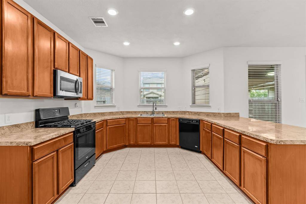 A seamless flow for entertaining.