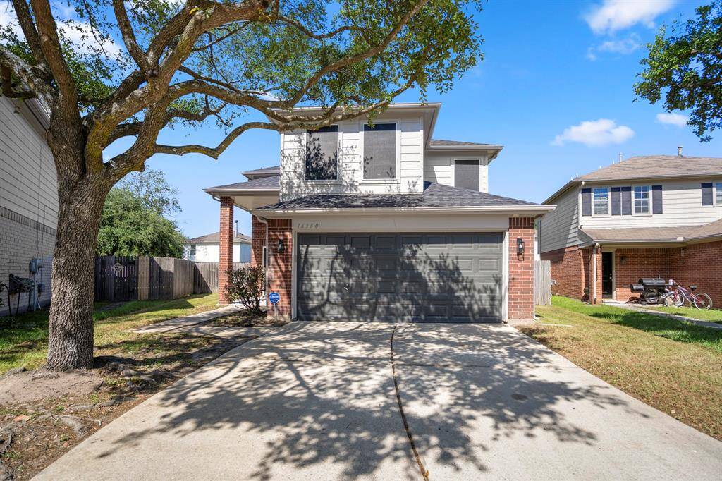 Welcome home to 16350 N Glade.