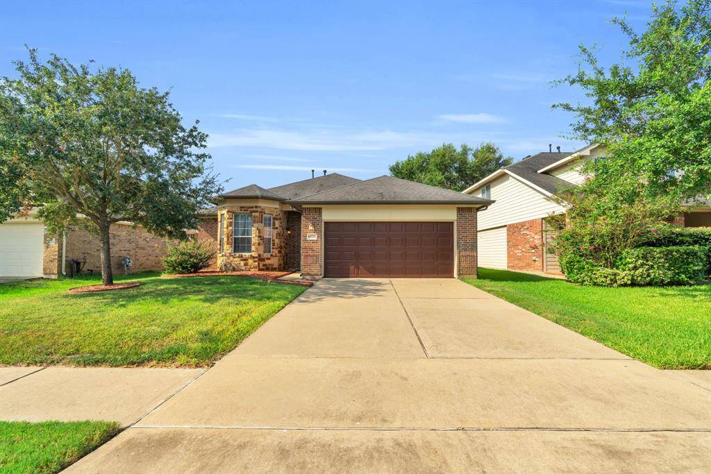 Welcome Home! 16727 Tranquility Park Dr., Cypress, TX 77429