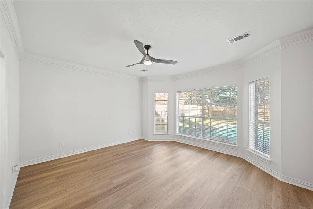 Primary suite