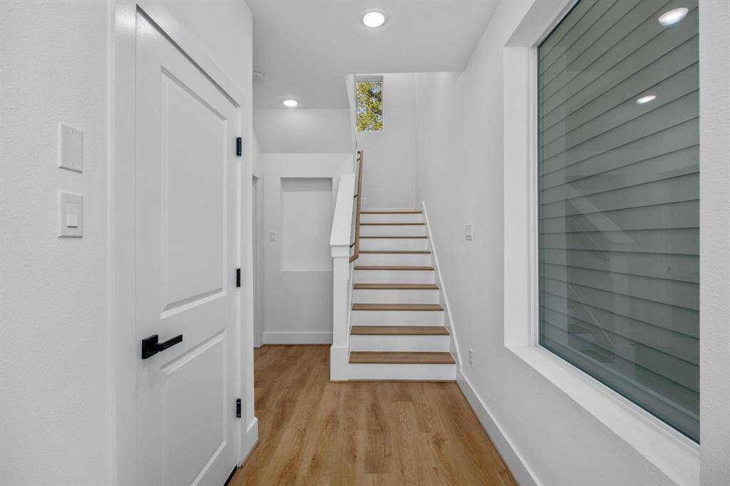 Front entryway