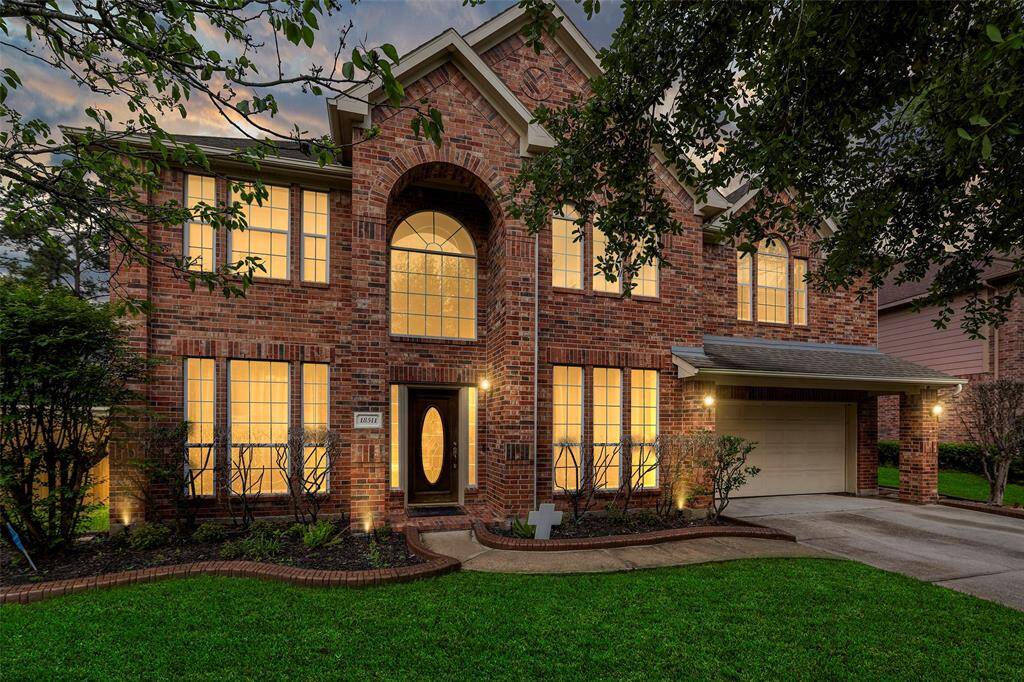 Welcome to 18511 Red Sails Pass located in Humble Tx and zoned to Humble ISD