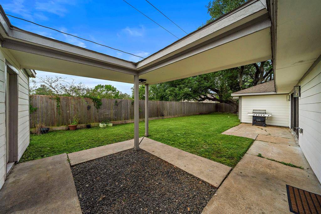 Walkway from home to detached garage