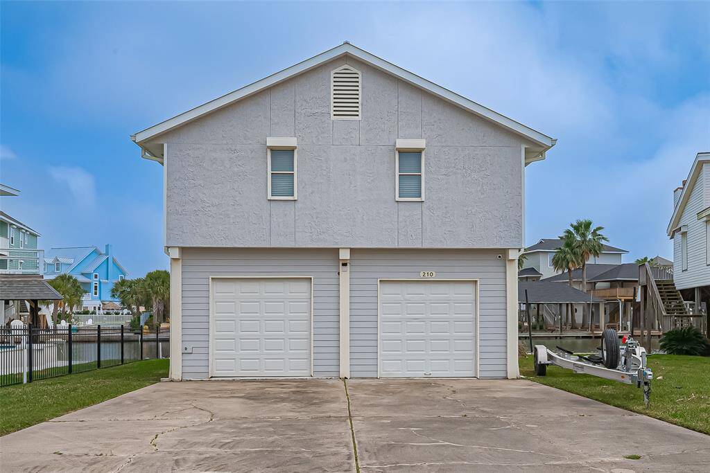 Fabulous two-story waterfront home with a double garage, situated on a cul-de-sac.