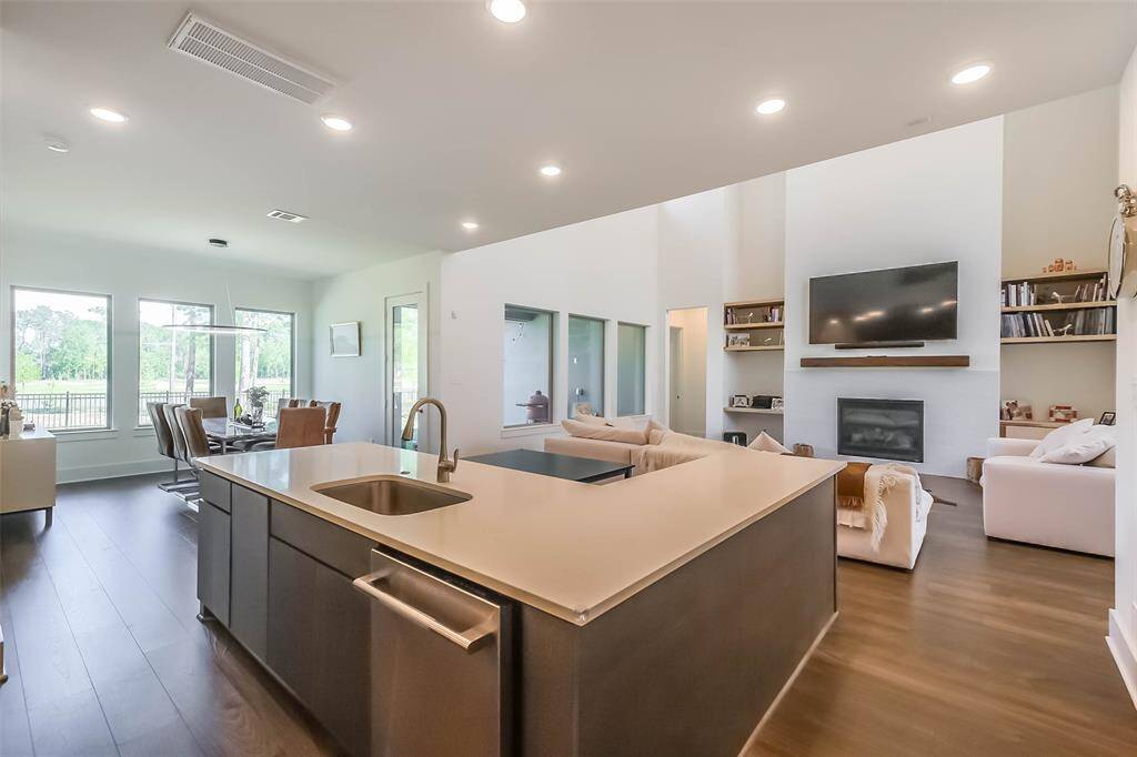 Stainless steel appliances and sink, plus double ovens