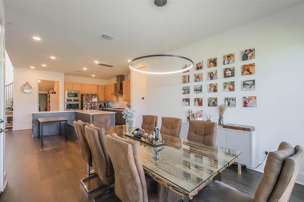 Another view of this inviting space.