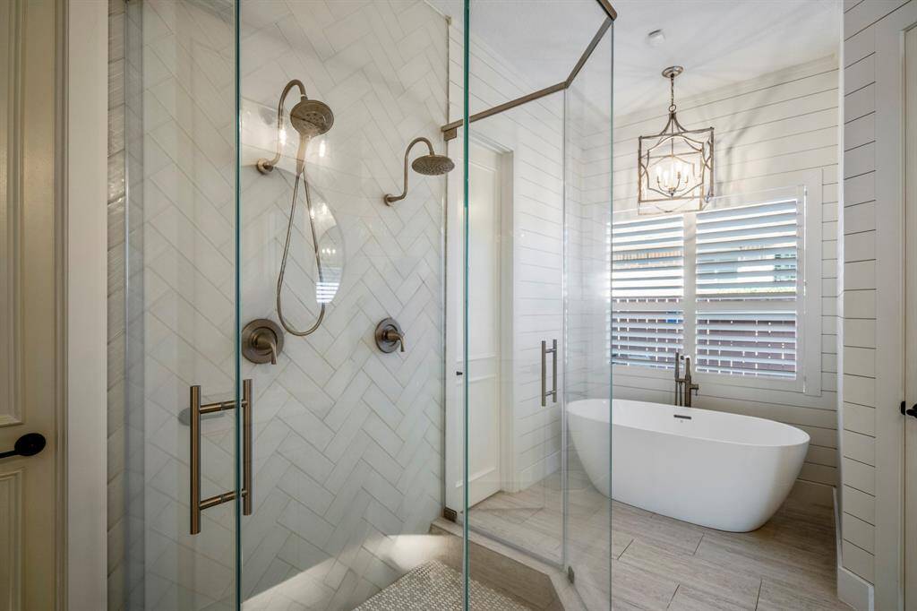 Inset shower and duel show heads offer luxury and relaxation.