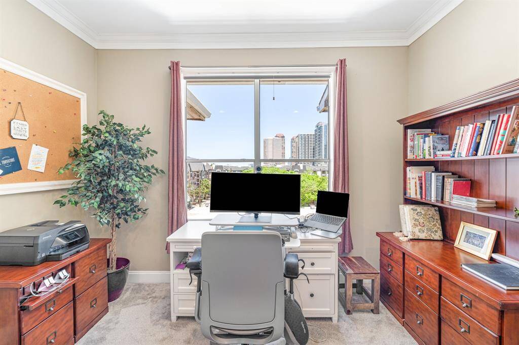 Home office nook at primary suite.