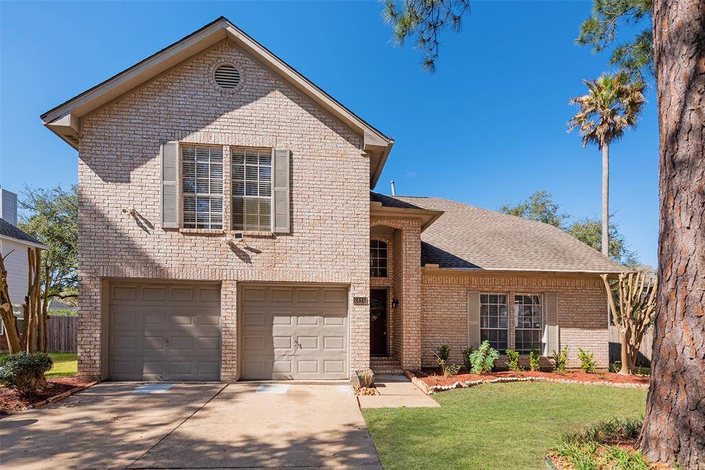 Welcome to this wonderful 4 bedroom, 2 full & 1 half bath home located in Northfork. This is the one you have been searching for!