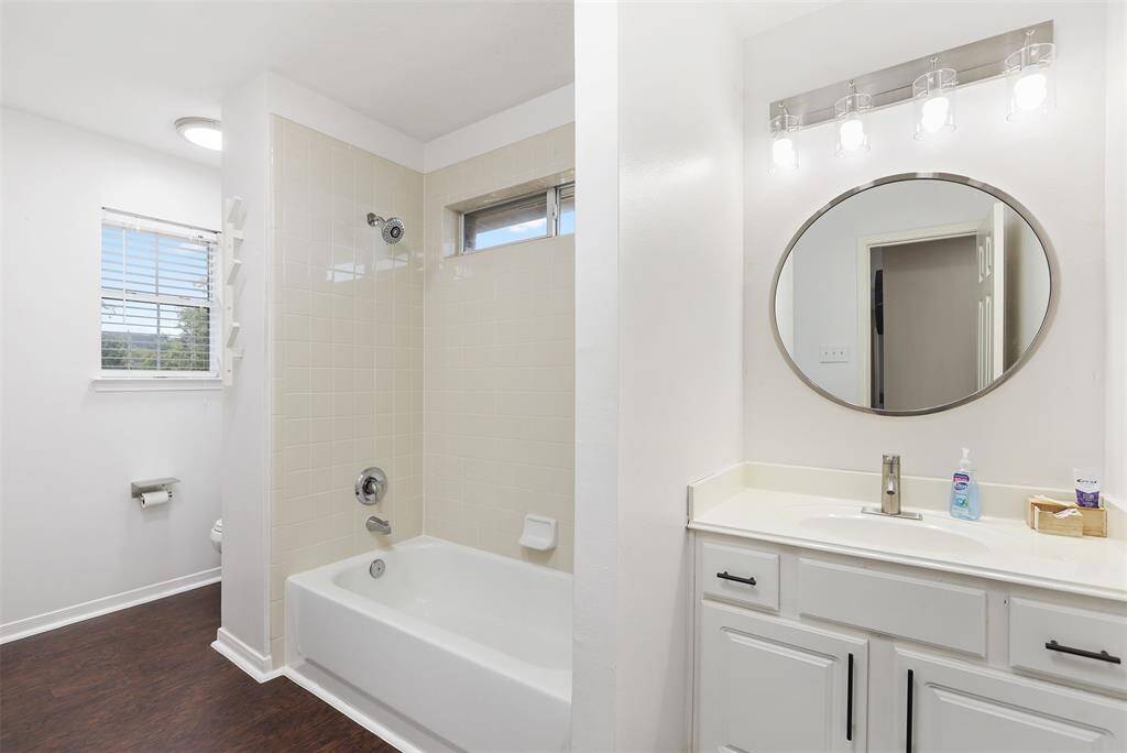 Upstairs Guest Bathroom 1 Upstairs Conveniently Located Between Bedroom 3 & 4 with Easy Access to Gameroom as Well
