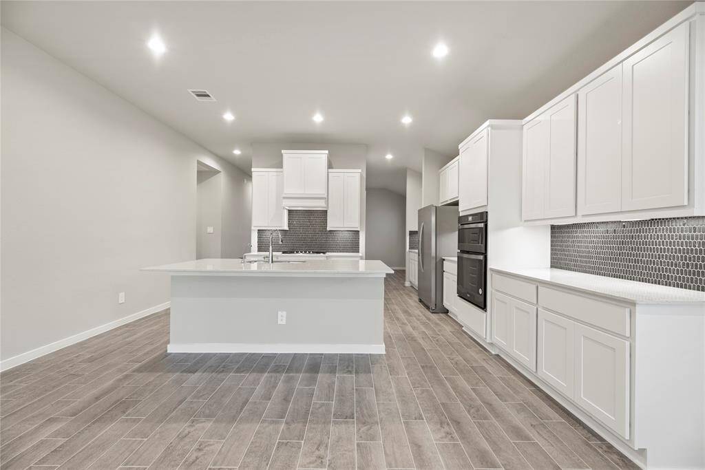 *Images and 3D tour are for illustration only and options may vary from home as built.