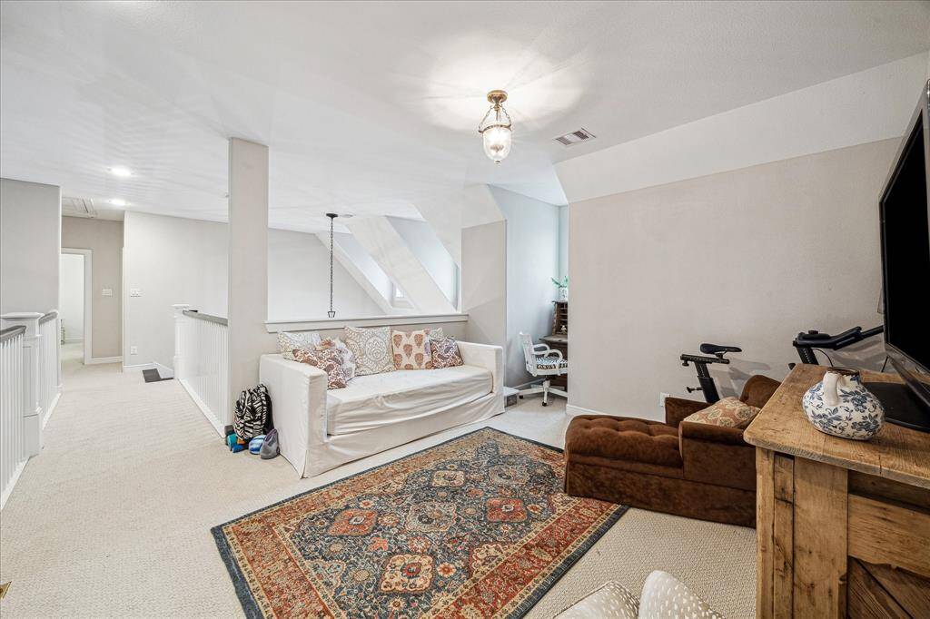VIEW FROM 4TH BEDROOM HALL TOWARDS STAIRCASE