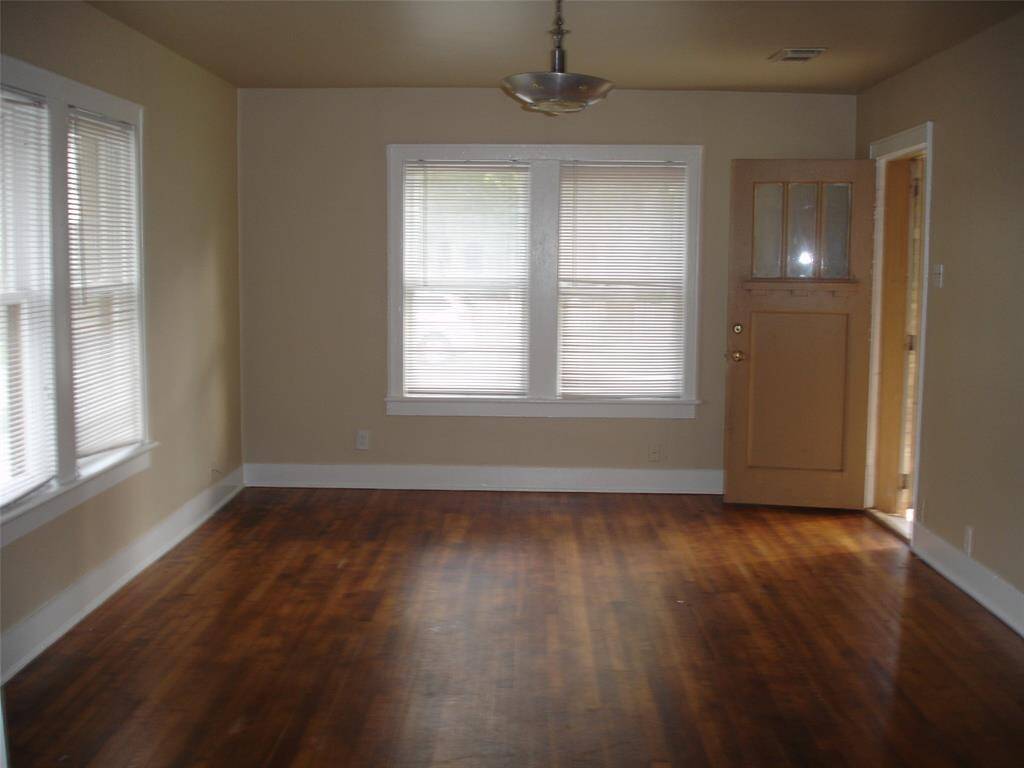 Another view of the living room.