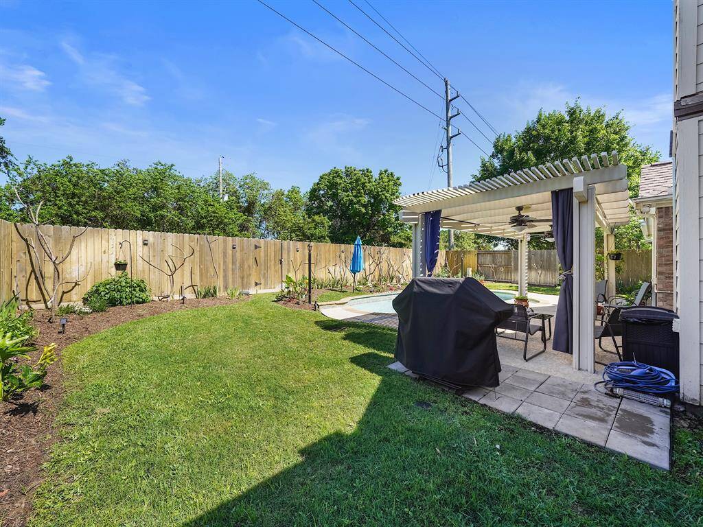 Imagine being able to enjoy this space all year around!