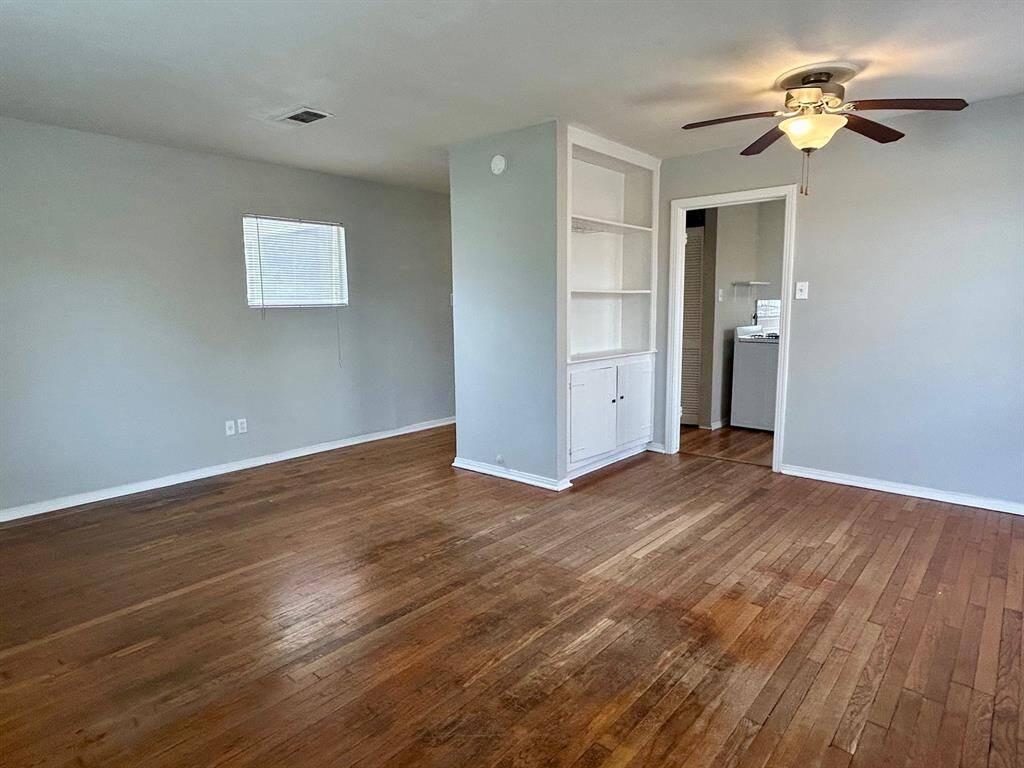 Hardwood floors!