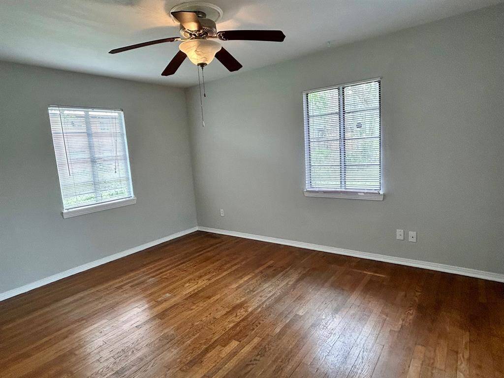 One of 2 nice-size bedrooms.