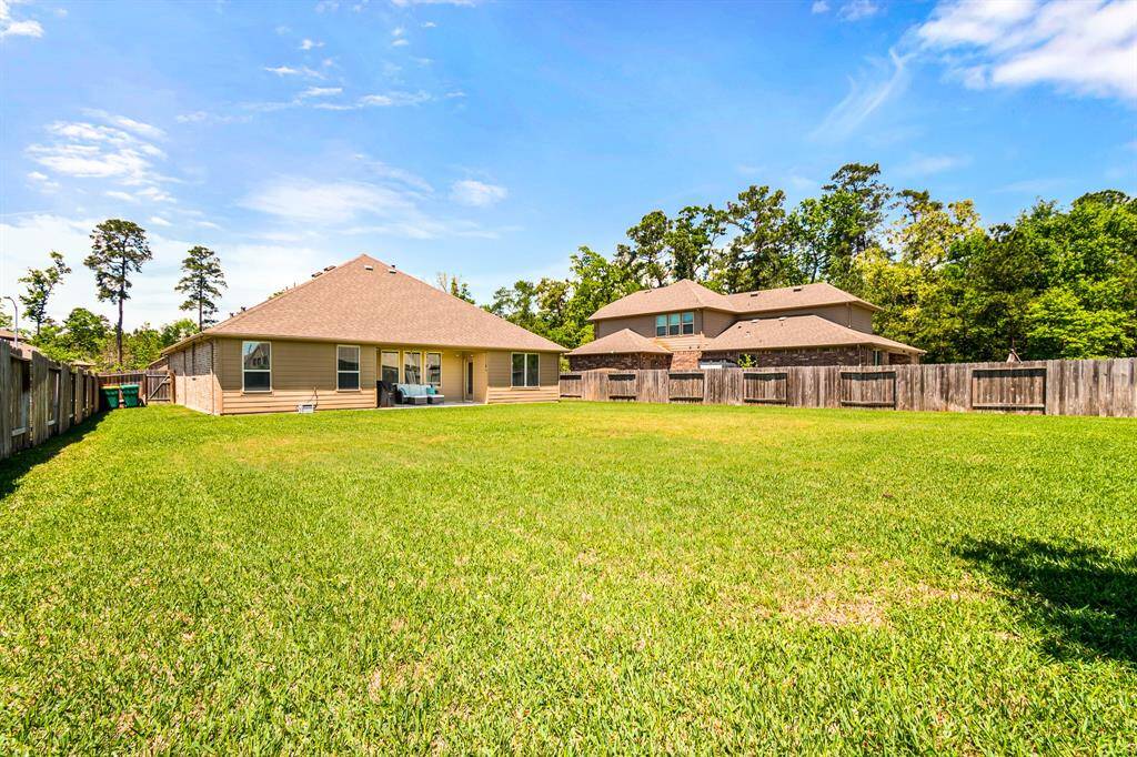 Expansive backyard perfect for outdoor activities and relaxation.